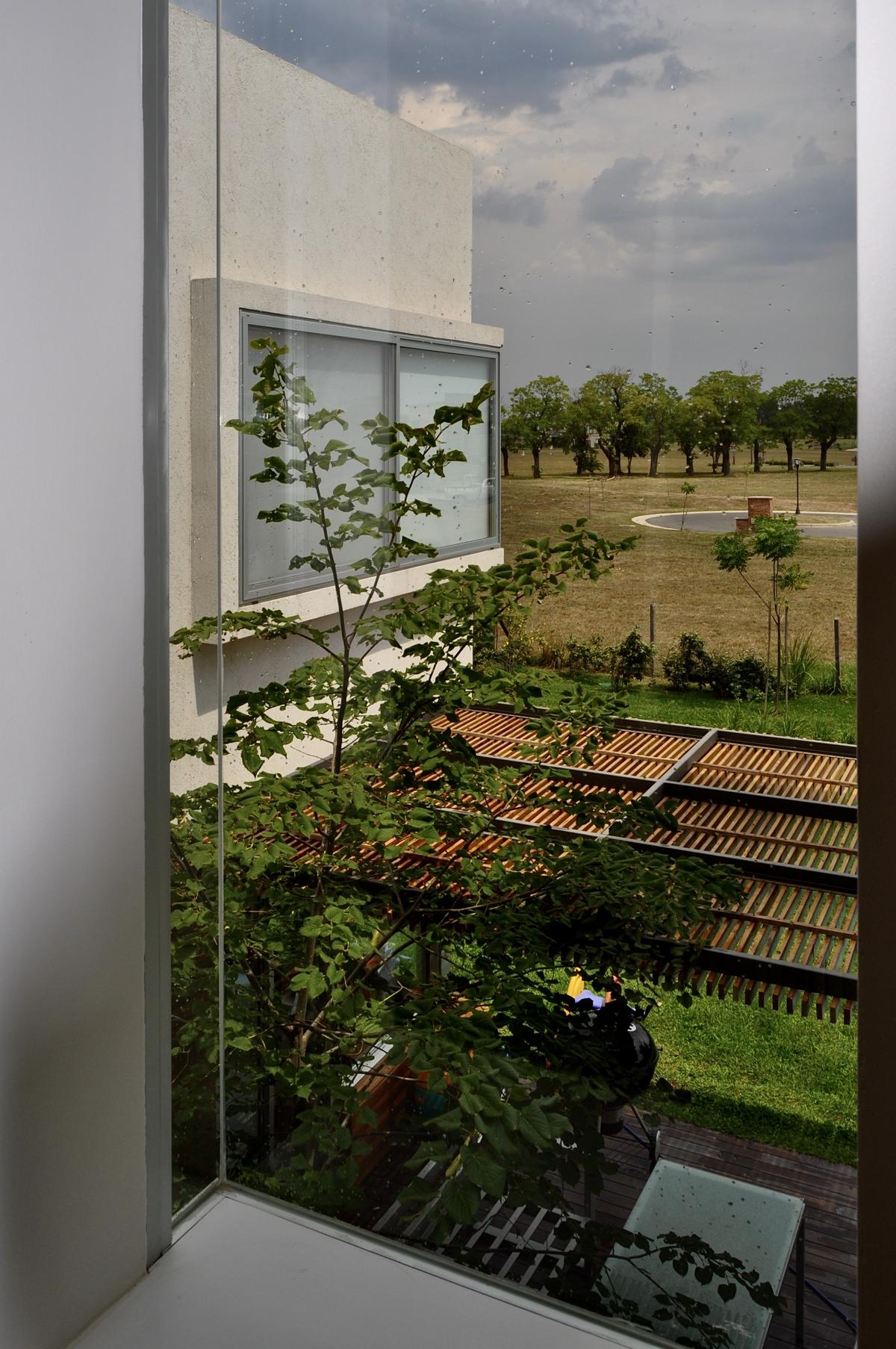 Foto con color predominante Marrón del Proyecto Haras Santa María por Marconi Silva Arquitectos