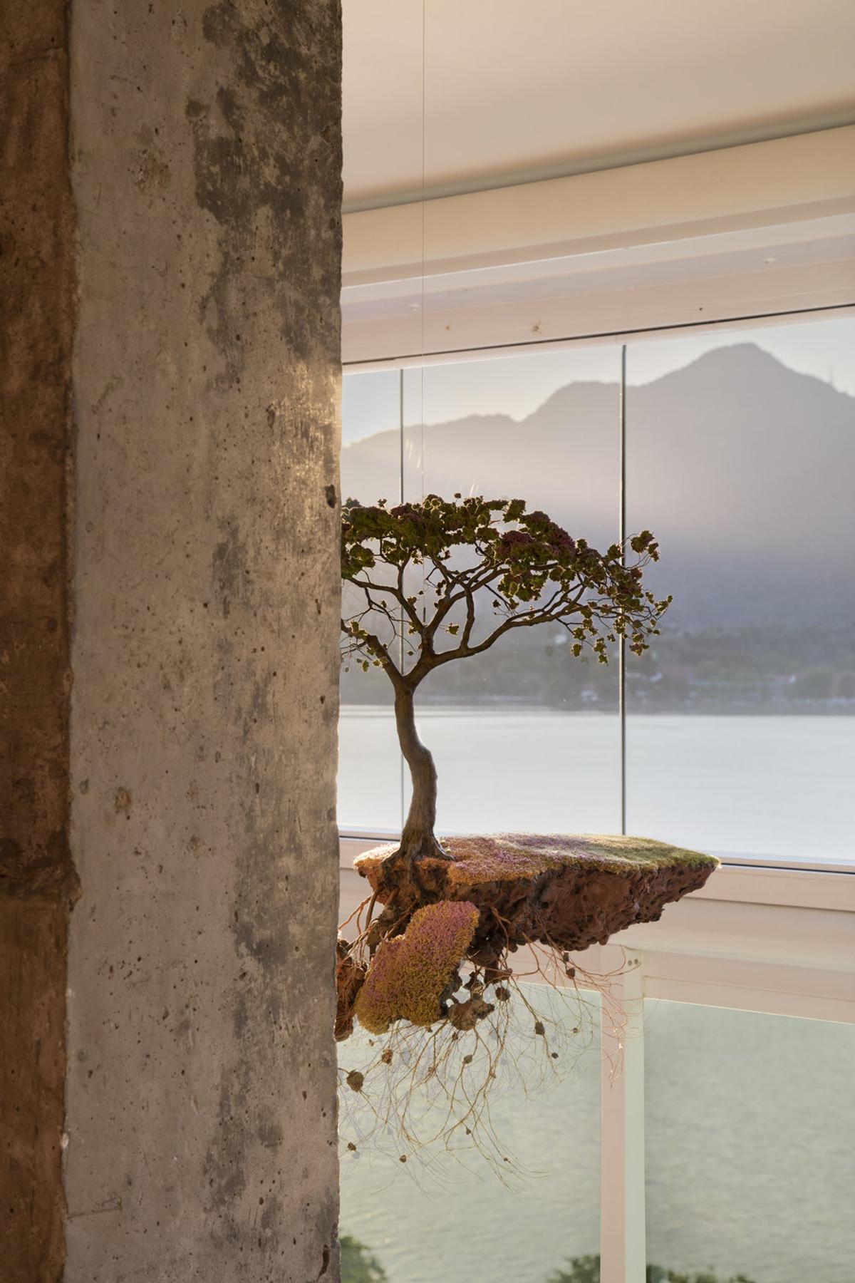 Sala Estilo Minimalista com cor predominante Bege do Projeto RM House por Studio Ro-ca