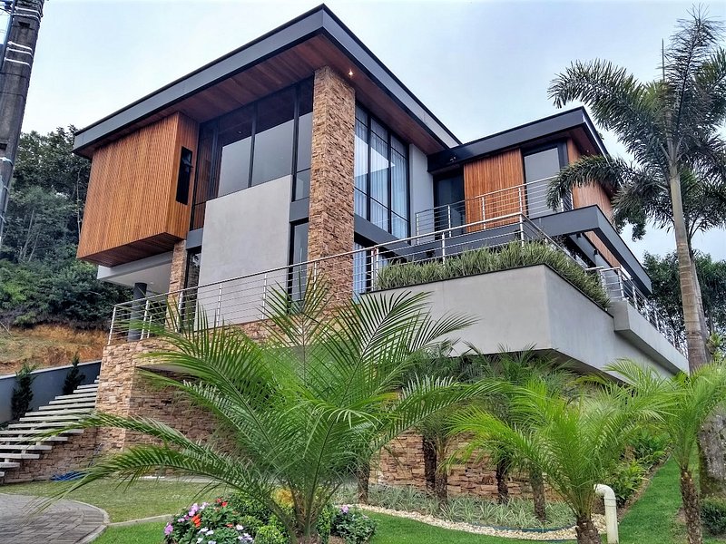 Residência Lima: elegância e modernidade em Joinville