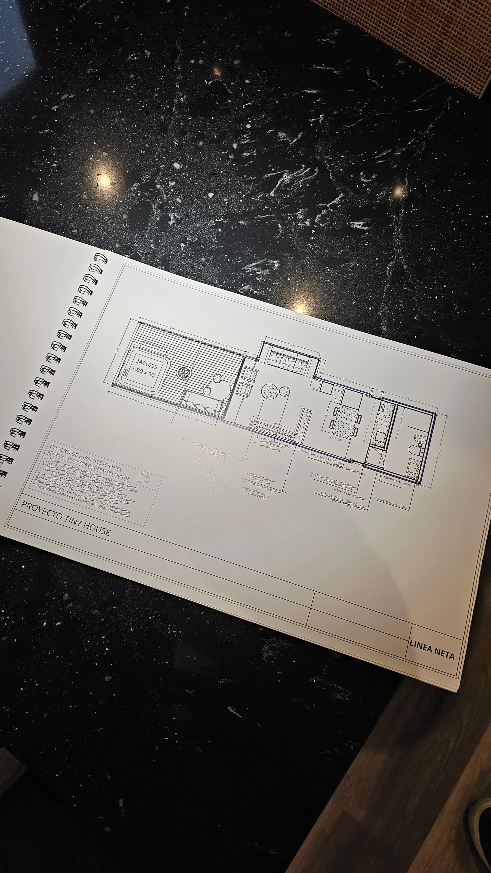 plano de casa pequeña en cuaderno — proyecto Interiorismo Tiny House , por LINEA NETA diseño interior , en B1648 Tigre