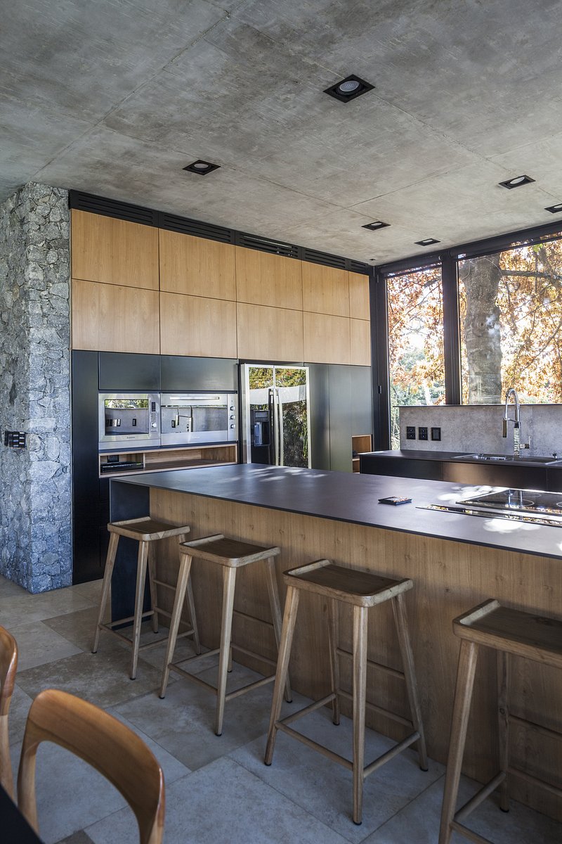 Cocinas de madera, un clásico renovado