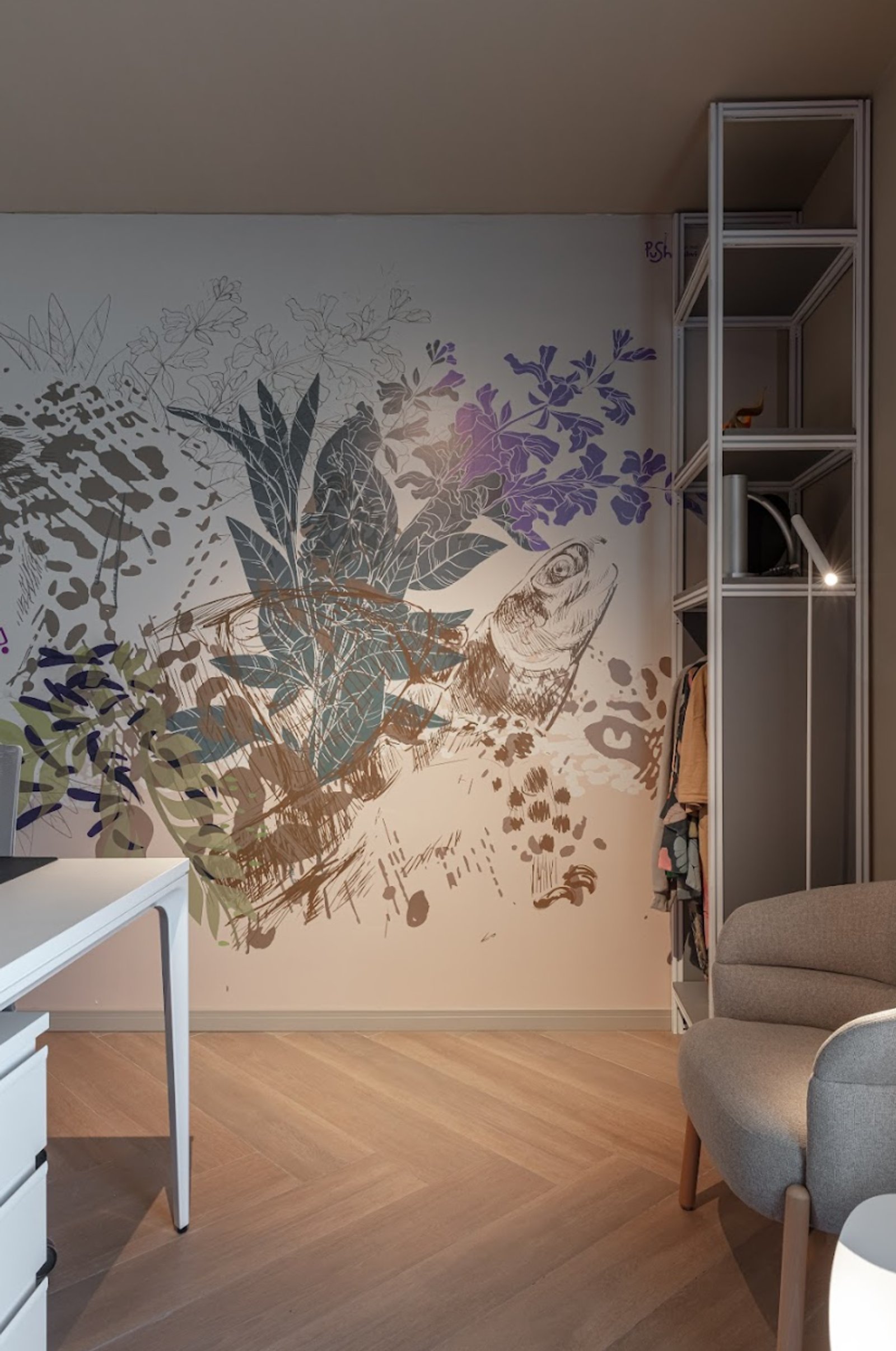 Oficina moderna con mural de tortuga y estantería geométrica — proyecto Grupo (A)2, por San Lorenzo Design, en Cam. de los Remeros 1585