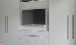 Quarto Quarto de solteiros com cor predominante Bege do Projeto Apartamento Barra LM por Amanda Miranda