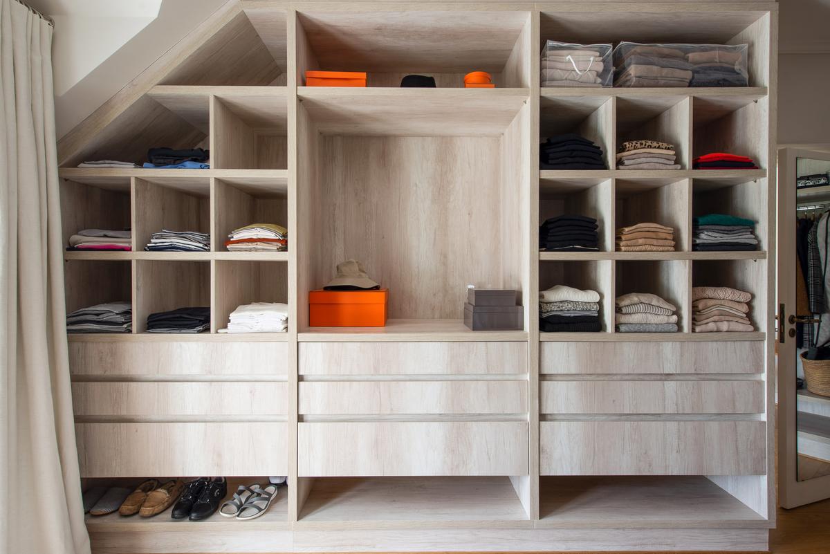 Armario / Vestidor con color predominante Beige del Proyecto Casa Tortugas  por Estudio Du 