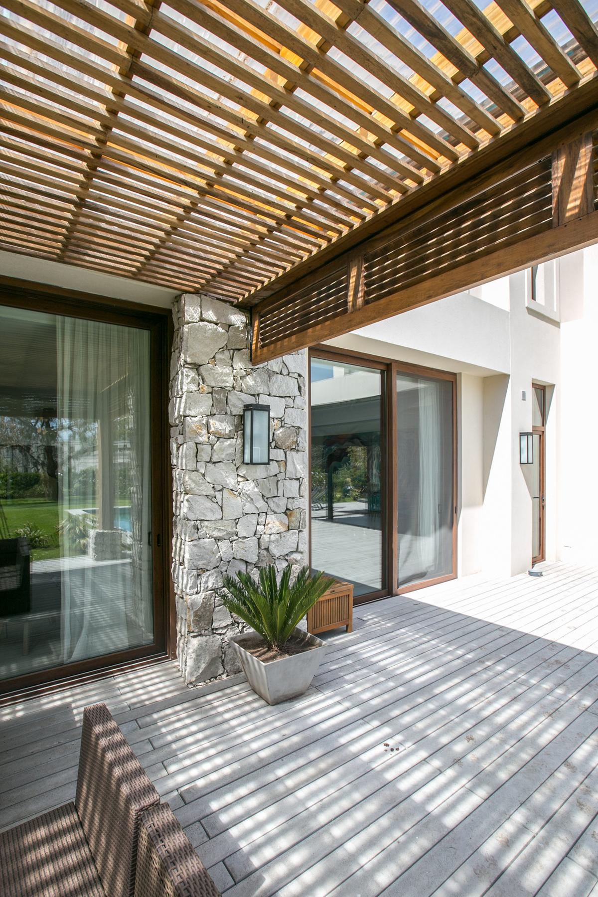 Galería con color predominante Beige del Proyecto PGC-01 por VGLA Arquitectos