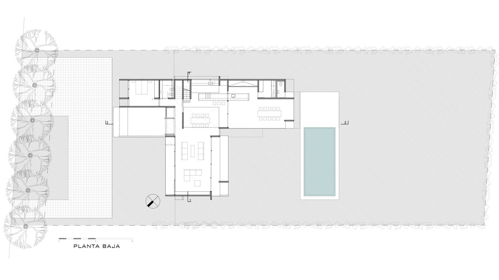 Plano arquitectónico de casa moderna con piscina y árboles — proyecto Casa Miralagos II, por Besonías Almeida arquitectos, en La Plata