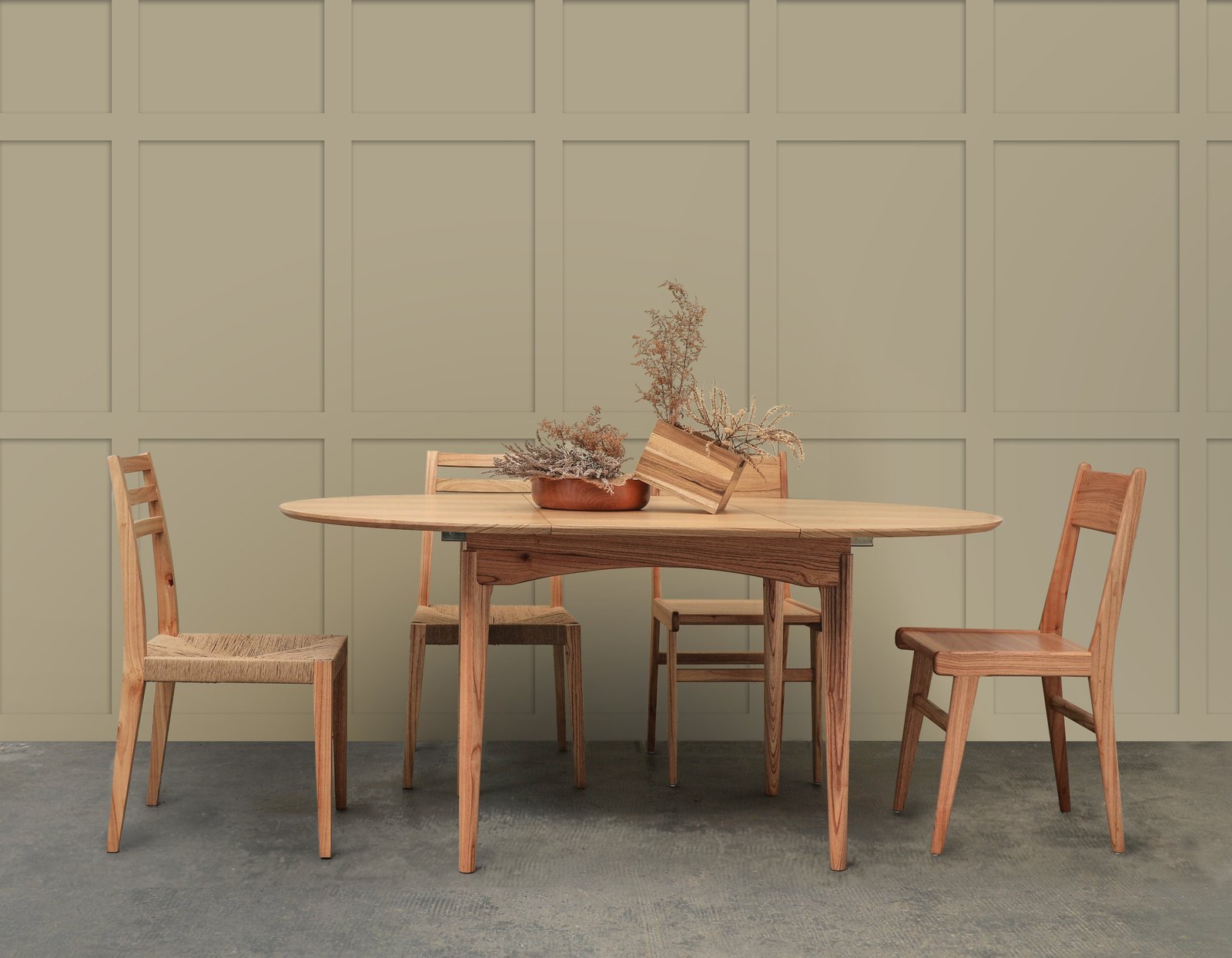 Sala de jantar moderna com mesa e cadeiras de madeira, parede painelada — projeto Comedor, por BLVD Furniture