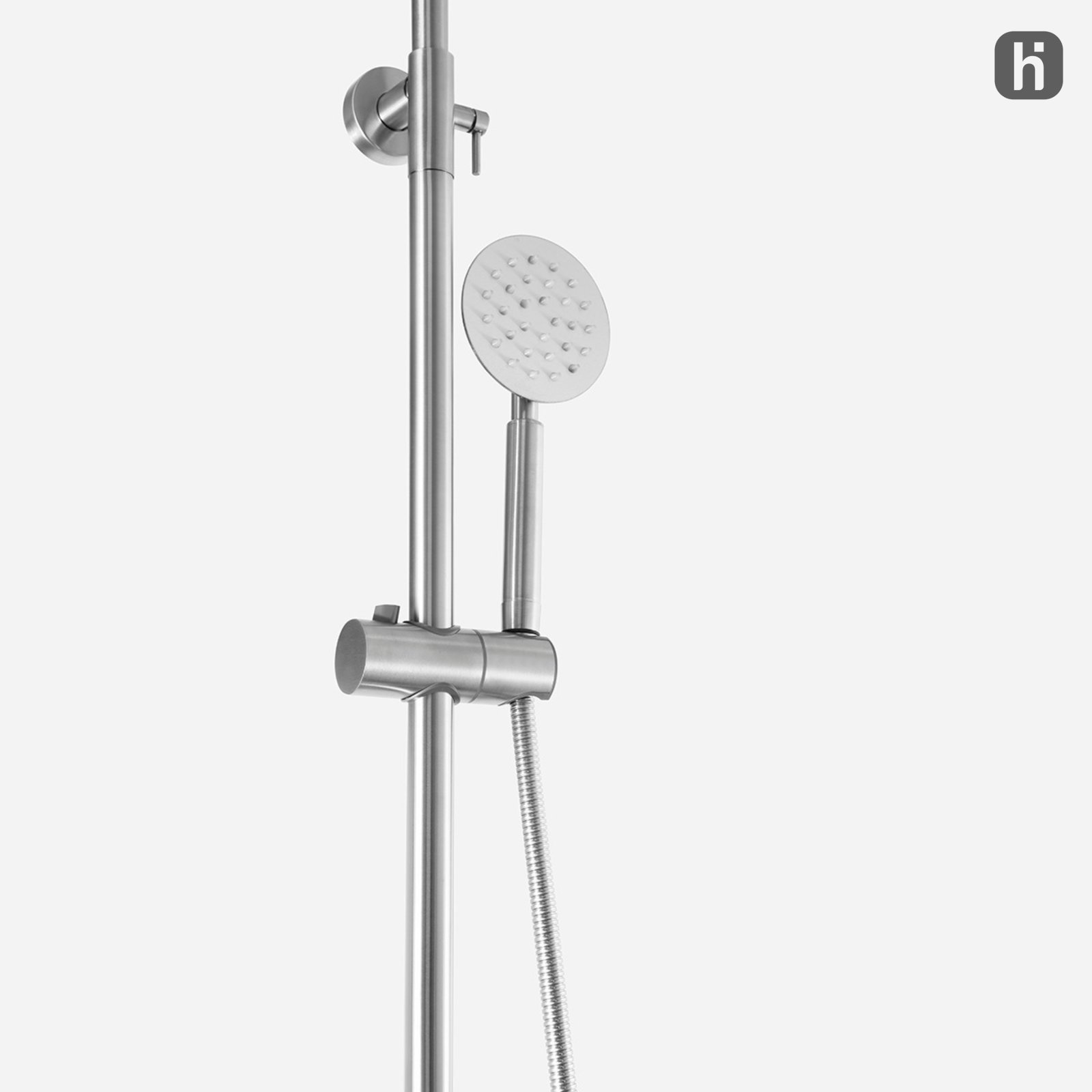 Ducha moderna metálica con cabezal redondo — proyecto Callao Clasico, por homeinox, en C1024AAR