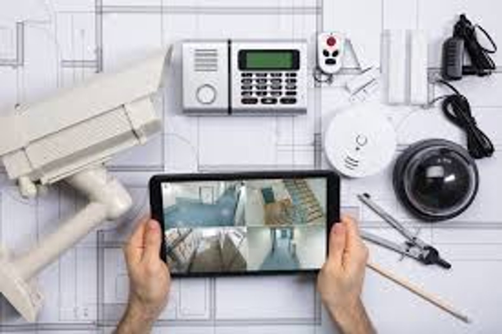 instalación de sistema de seguridad en planos — proyecto seguridadintegral365, por seguridadintegral365, en Benavente 2120