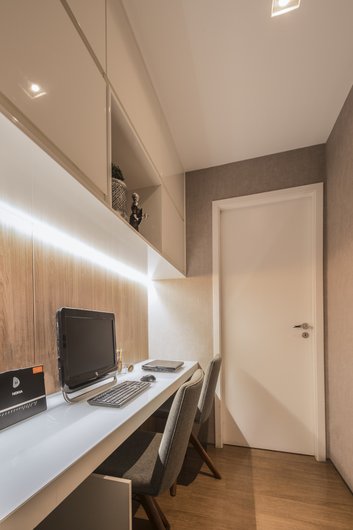 Home Office do Projeto APARTAMENTO ML por Lau Venturelli