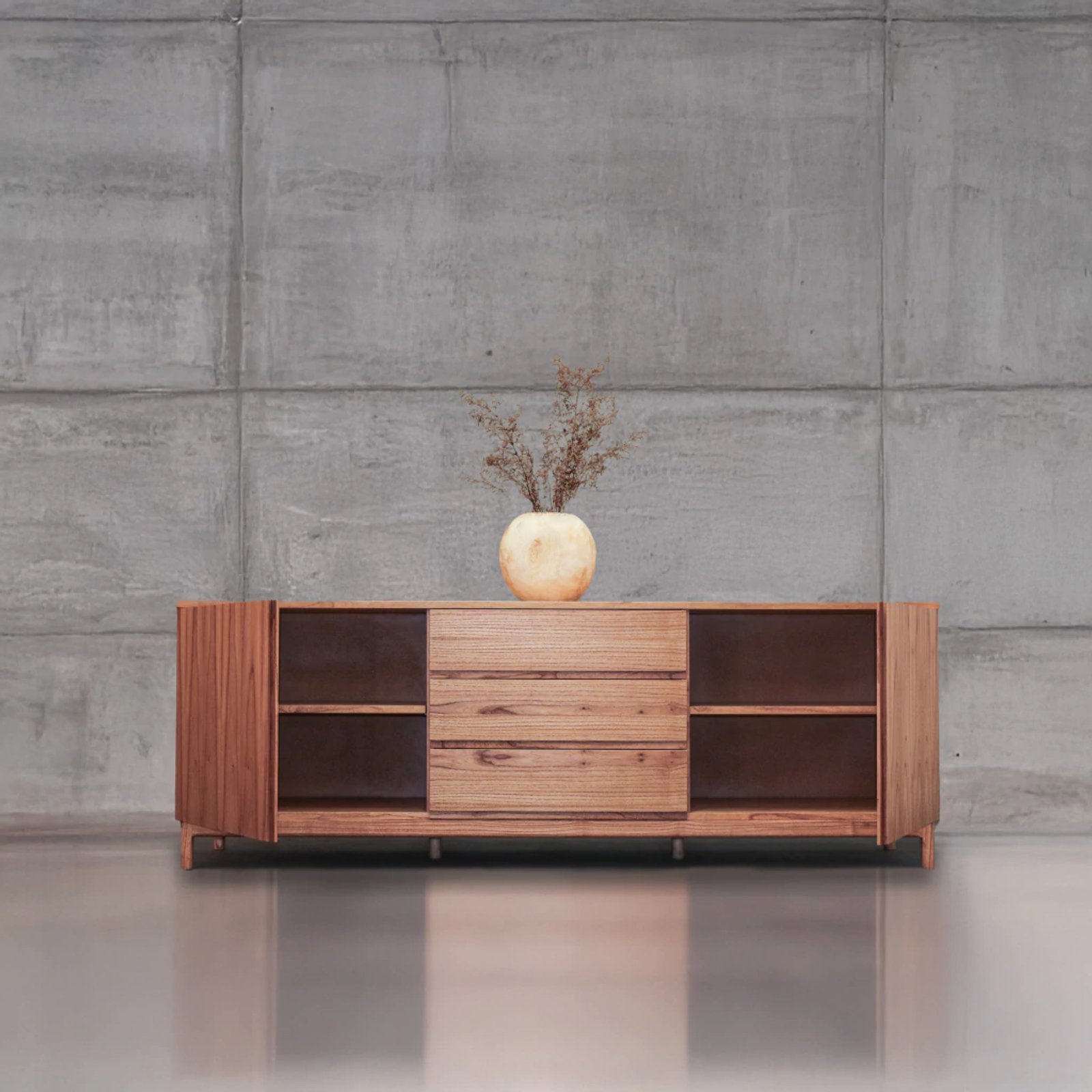 Living moderno con mueble de madera y pared de hormigón — proyecto Comedor, por BLVD Furniture