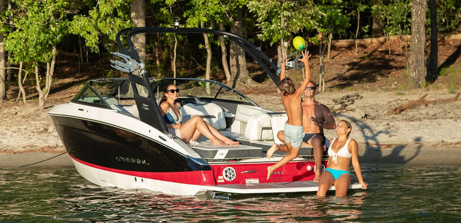 Rufa LS4 SURF z układem UltraLounge.