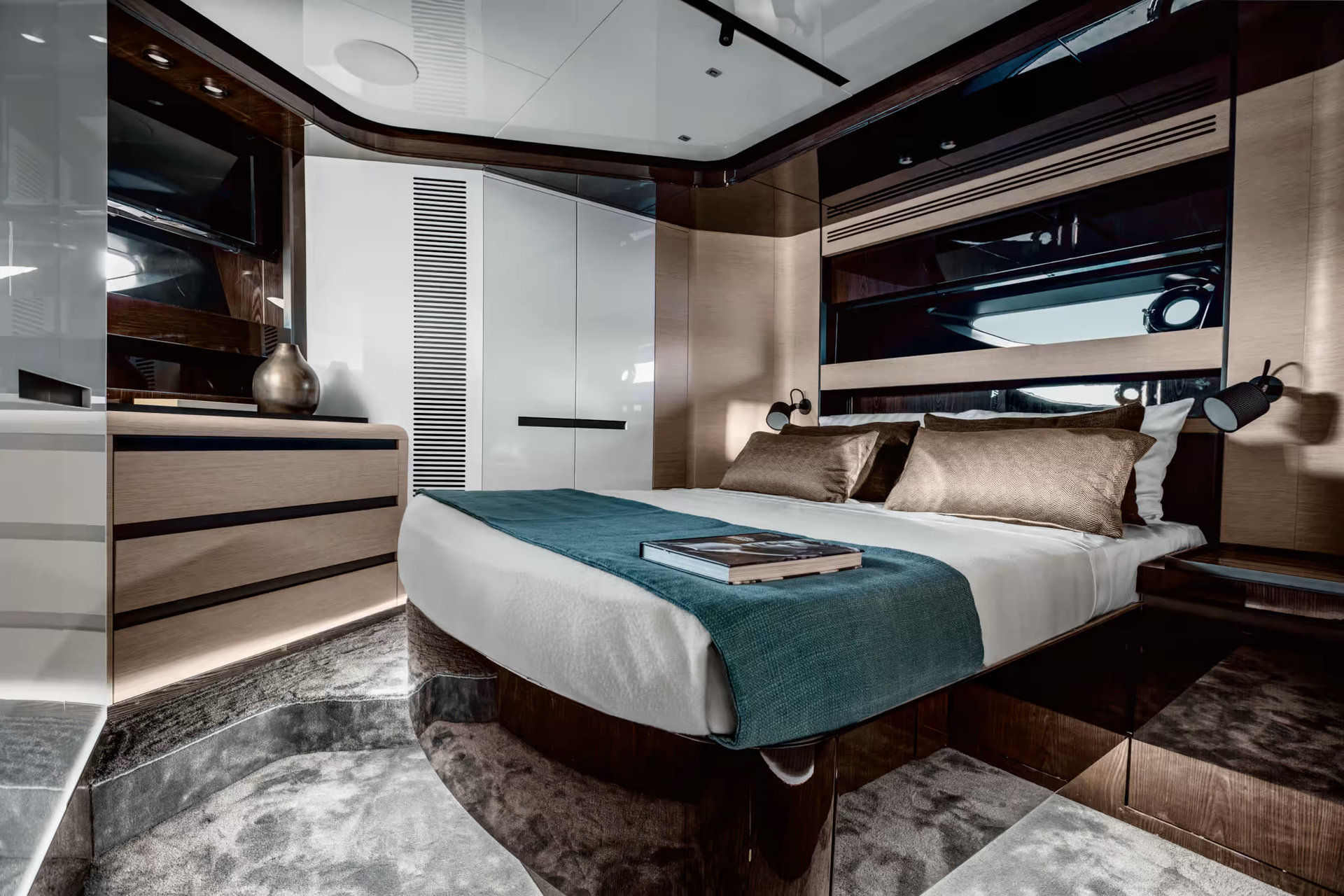 Kabina VIP Azimut S10