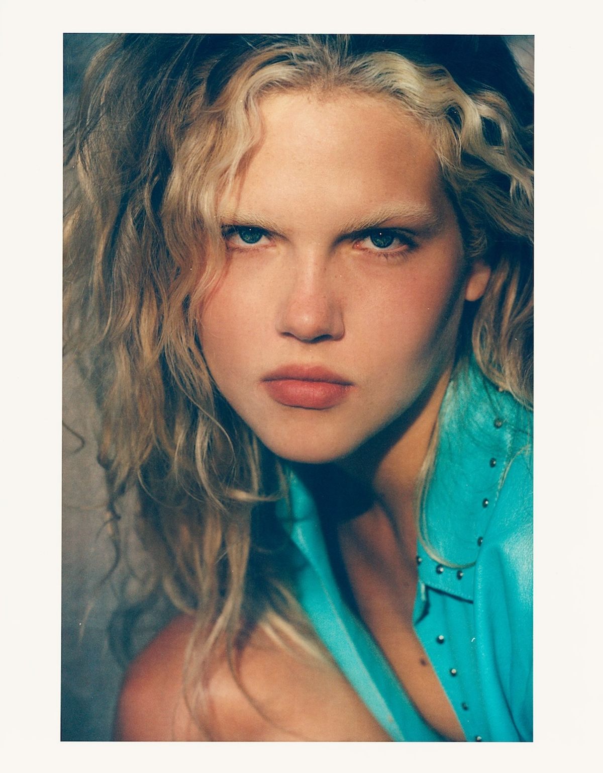 Anna — fashion editorial image 3 of 12 in Mallorca by Belair.