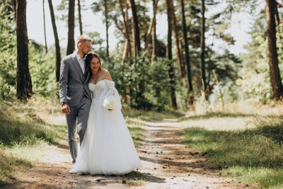 Lauren Parker & Jordan Mitchell