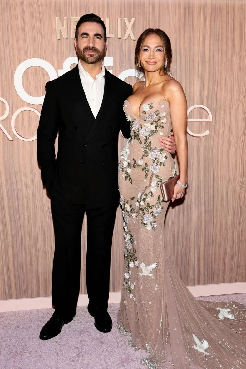 office-romance-nyc-premiere-03-788x1182.webp
