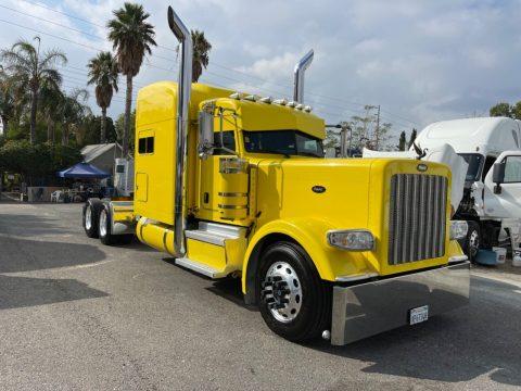 2020 Peterbilt 389 Ex-Hood &#8211; Show Truck Condition for sale