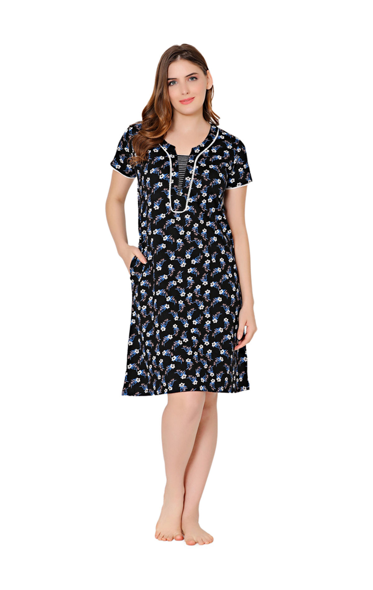 Hello Kitty Short-Sleeved Night Dress | Vera Bradley