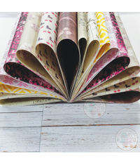 Floral Pink Wrapping Paper Book (225 X 304 X 4 mm)