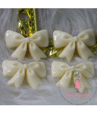 Ruffled Bow - Ivory