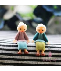 Old Women Sitting - Miniature