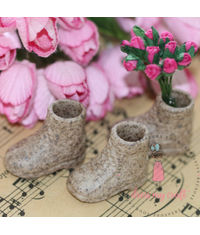 Miniature Garden Shoes