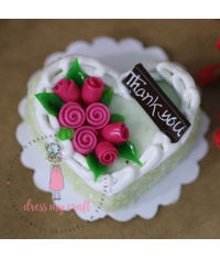 Miniature Vanilla Heart Cake