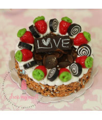 Miniature Round Strawberry Cake