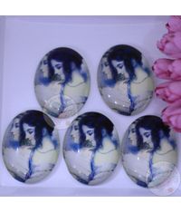 Oval Glass Cabochon - Lady Faces