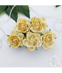 Curved Roses 35 MM - Light Yellow