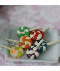 Miniature Swirl Lolly Popes