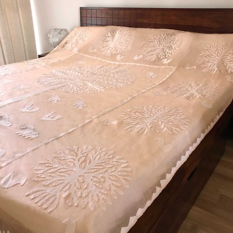 ZEVA PLEASANT PEACH APPLIQUE BEDCOVER