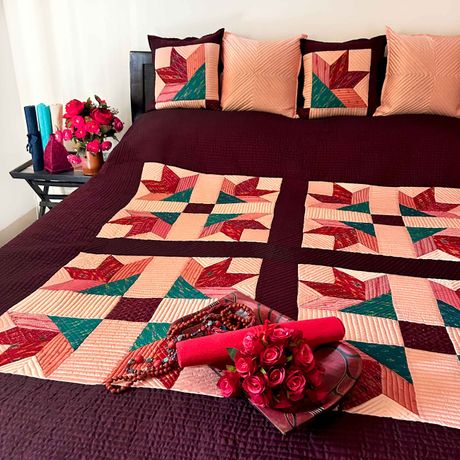 VIANCA GORGEOUS KASHMIR PATOLA SILK QUILTED BEDCOVER SET