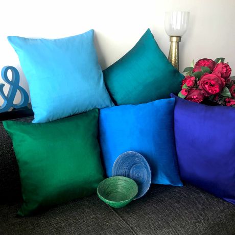 ESRINA OCEANIC 5 PIECE SILK CUSHION COVER SET