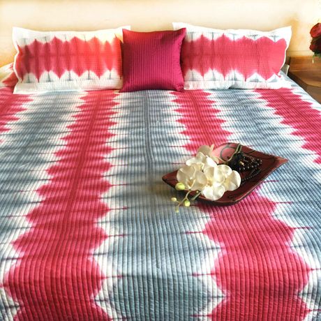 VALERIE  LOVE ALWAYS SHIBORI SHABANG QUILTED BEDCOVER SET