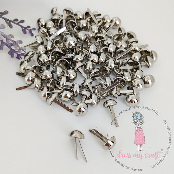 100 Pack Mini Clothes and Photo Pins for Crafts.