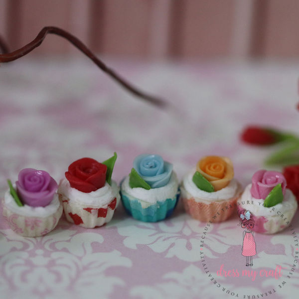 Miniature Flower Cup Cake