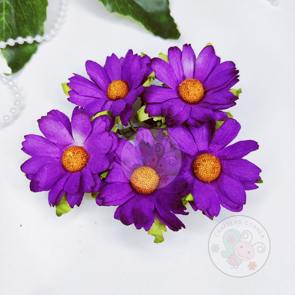 Artificial Daisy Flowers, Pack Size: 7 Stems at Rs 100/piece in