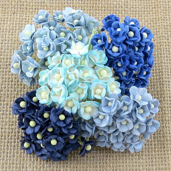 Blue - 100 MINIATURE MIXED SWEETHEART BLOSSOM FLOWERS