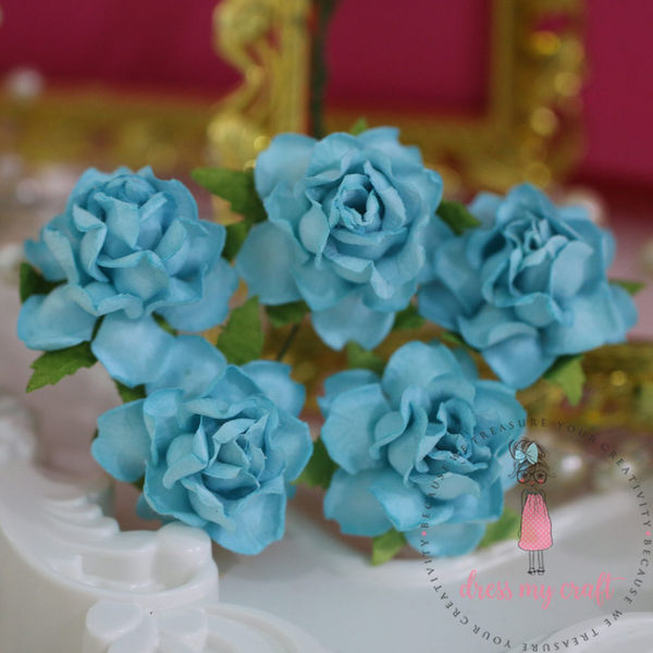 Twisted Roses - Soft Blue