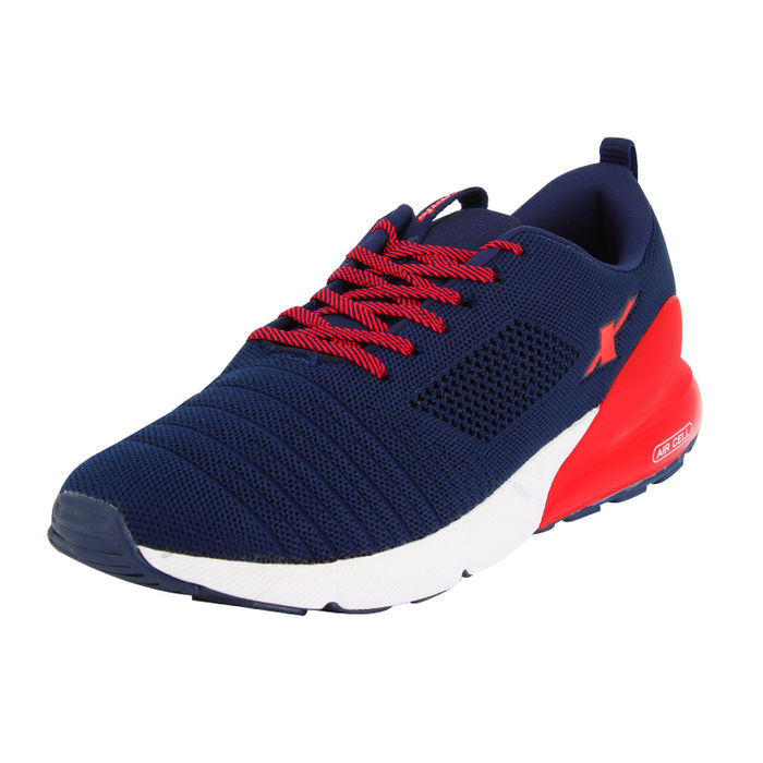 n sports shoes