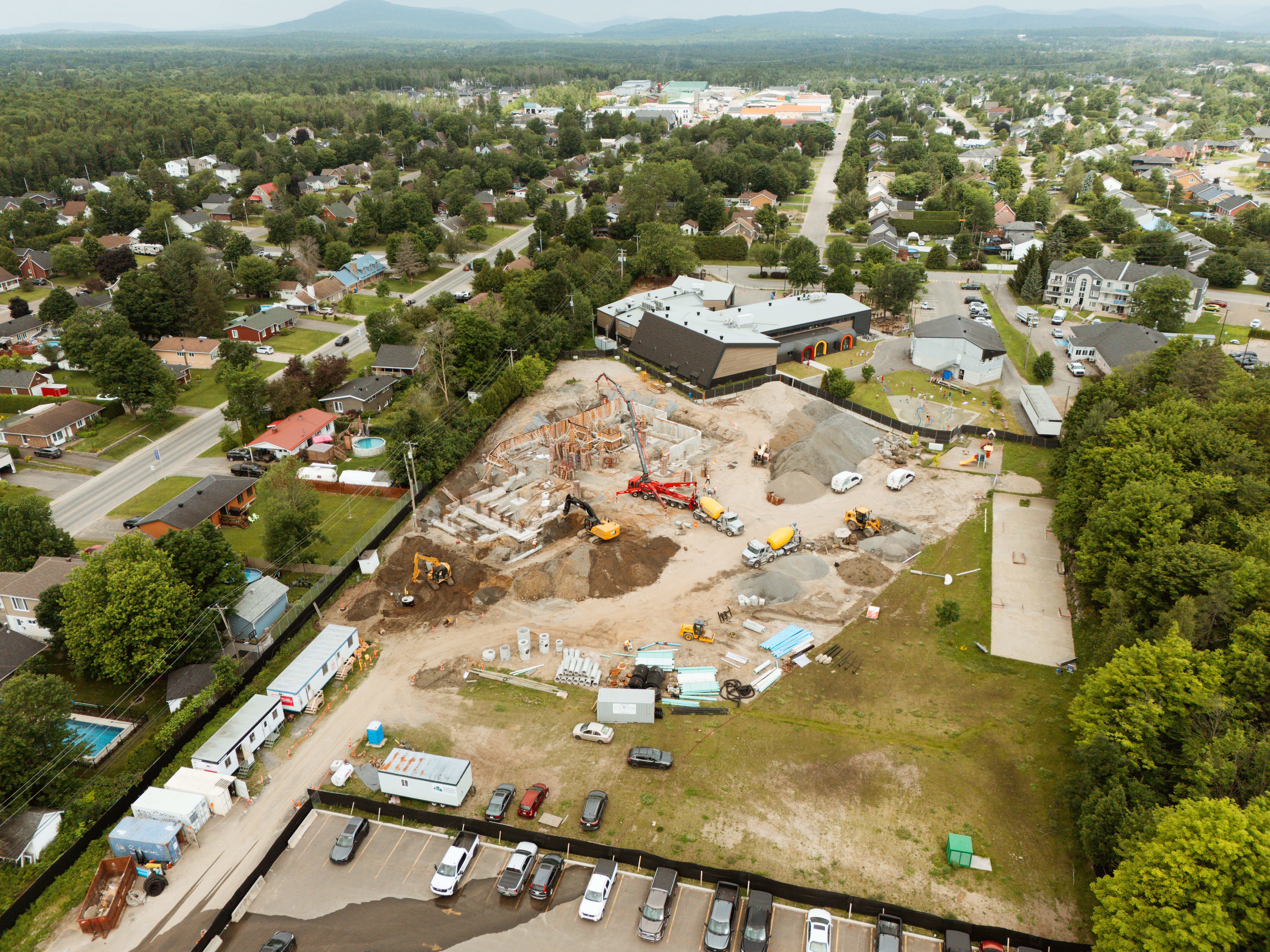 Avancement des travaux du Centre communautaire multiservice et complexe récréatif