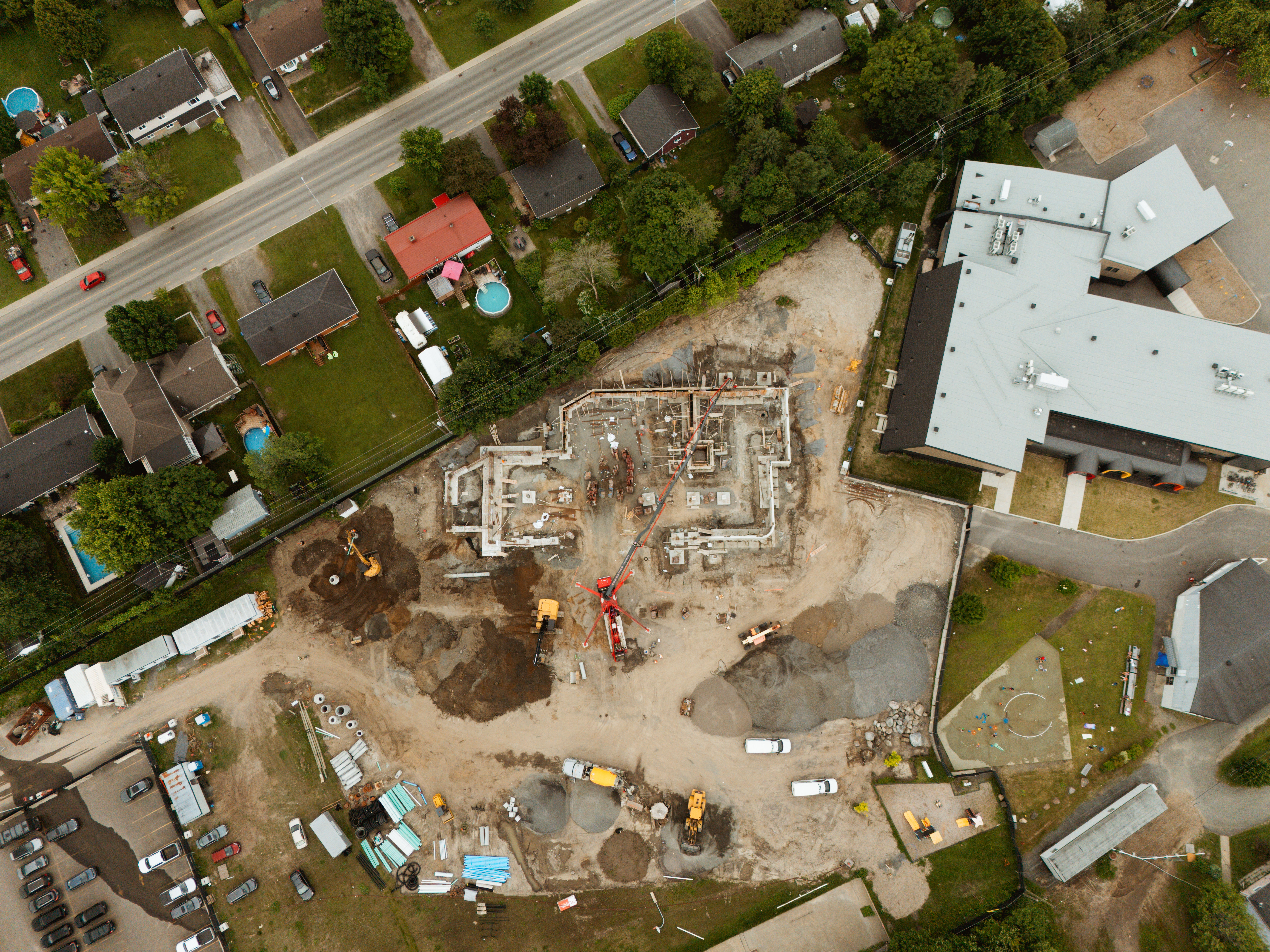 Avancement des travaux du Centre communautaire multiservice et complexe récréatif