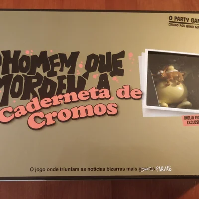 O Homem que Mordeu a Caderneta de Cromos