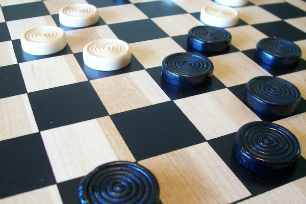 Cover image of Checkers board game