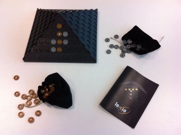 Cover image of Lo-Xio board game
