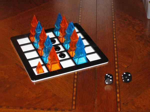Cover image of Martian Backgammon board game