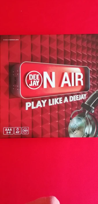 Cover image of On Air: Play Like a Deejay board game