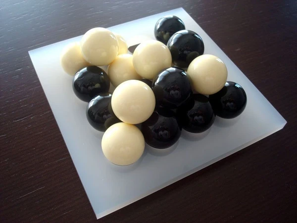 Cover image of Spline board game