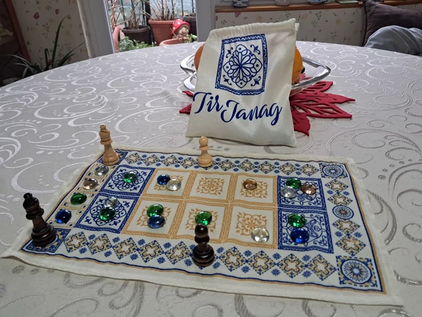 Cover image of Tir Janag board game